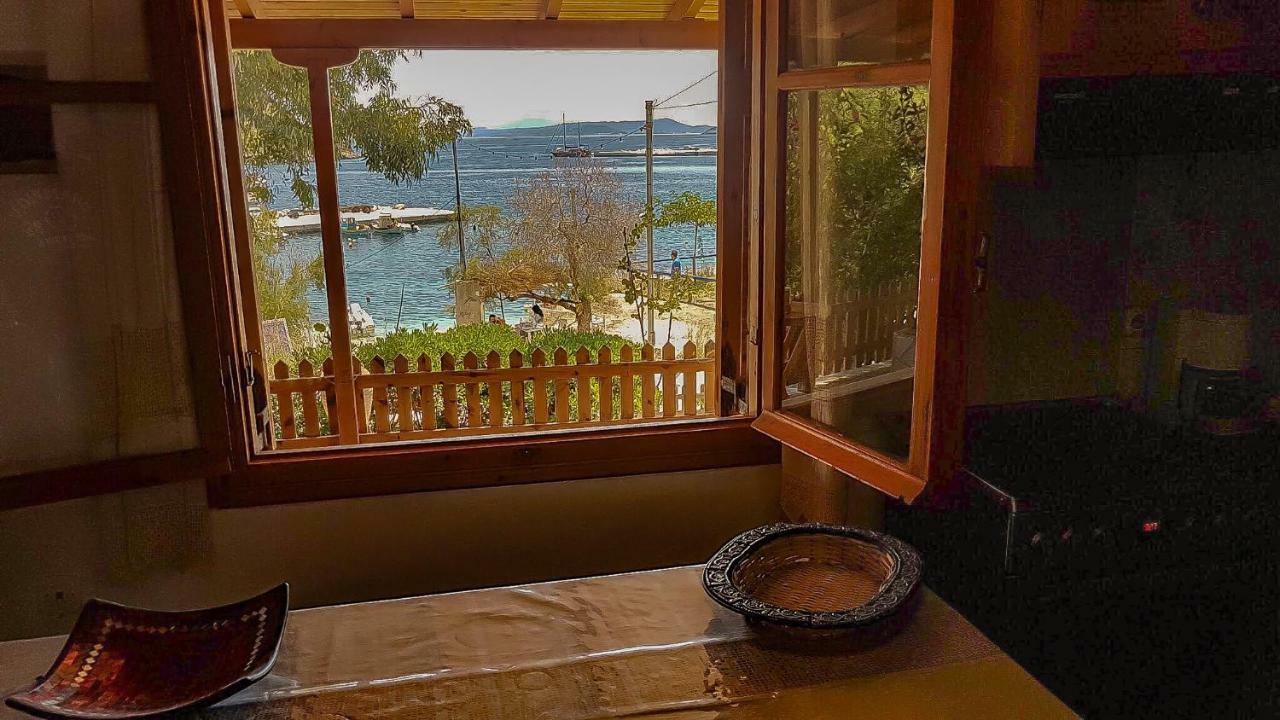 Shipwreck Villa Agios Nikolaos  Exterior photo